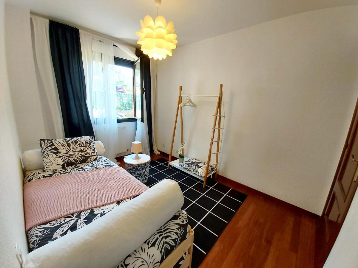 Castro Costa Norte Apartamento Jardin Garaje Castro Urdiales Luaran gambar
